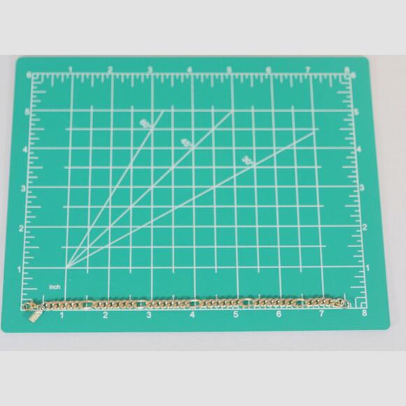 Monet Gold Tone Chain Bracelet Chunky Figaro Links - Picture 6 of 6